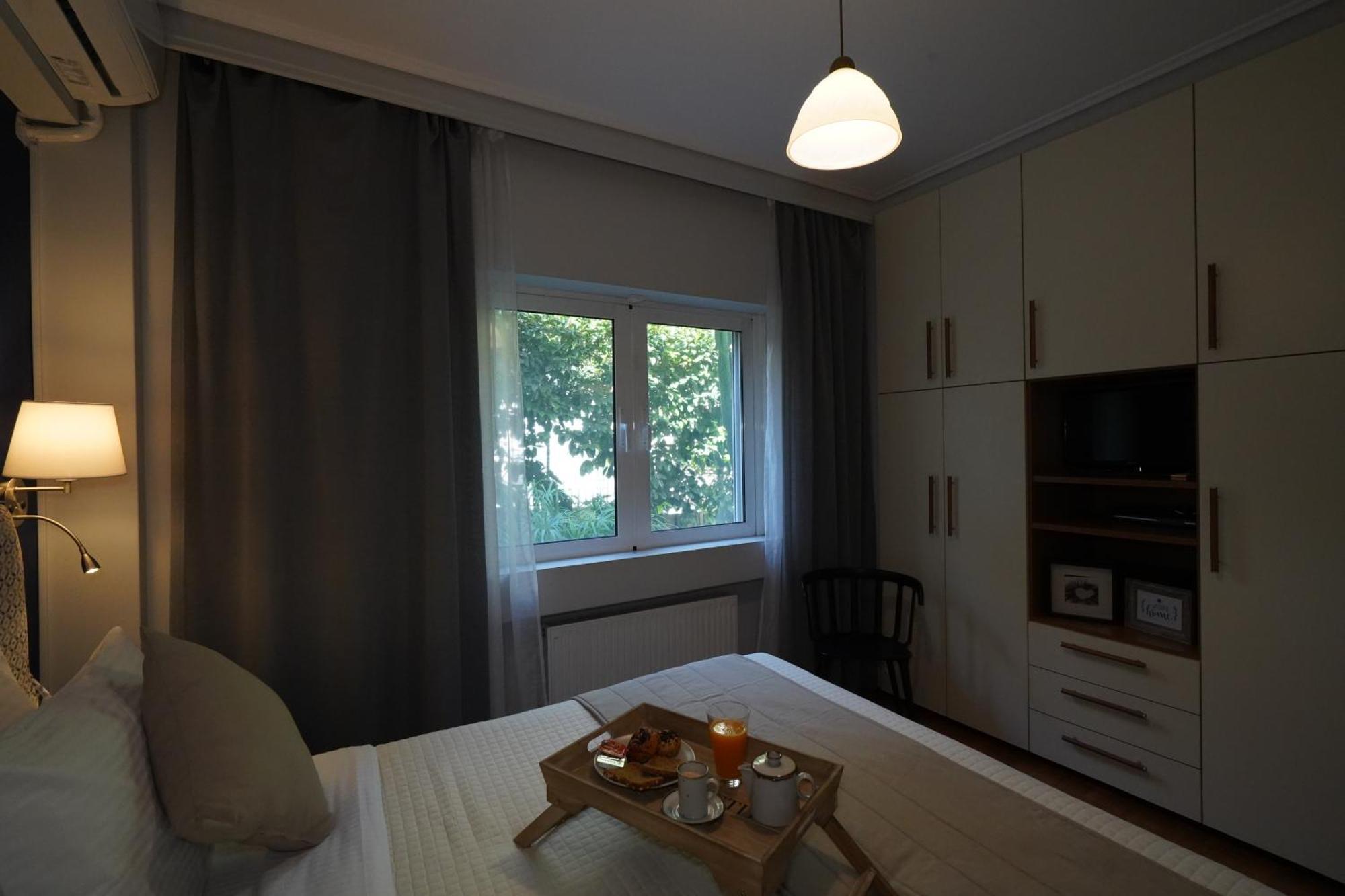 Garden Apartment Next To The Mall -Private Parking Athens Exterior photo
